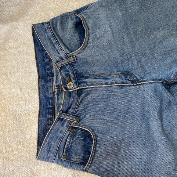 Brandy Melville Two Toned jeans - Picture 4 of 5